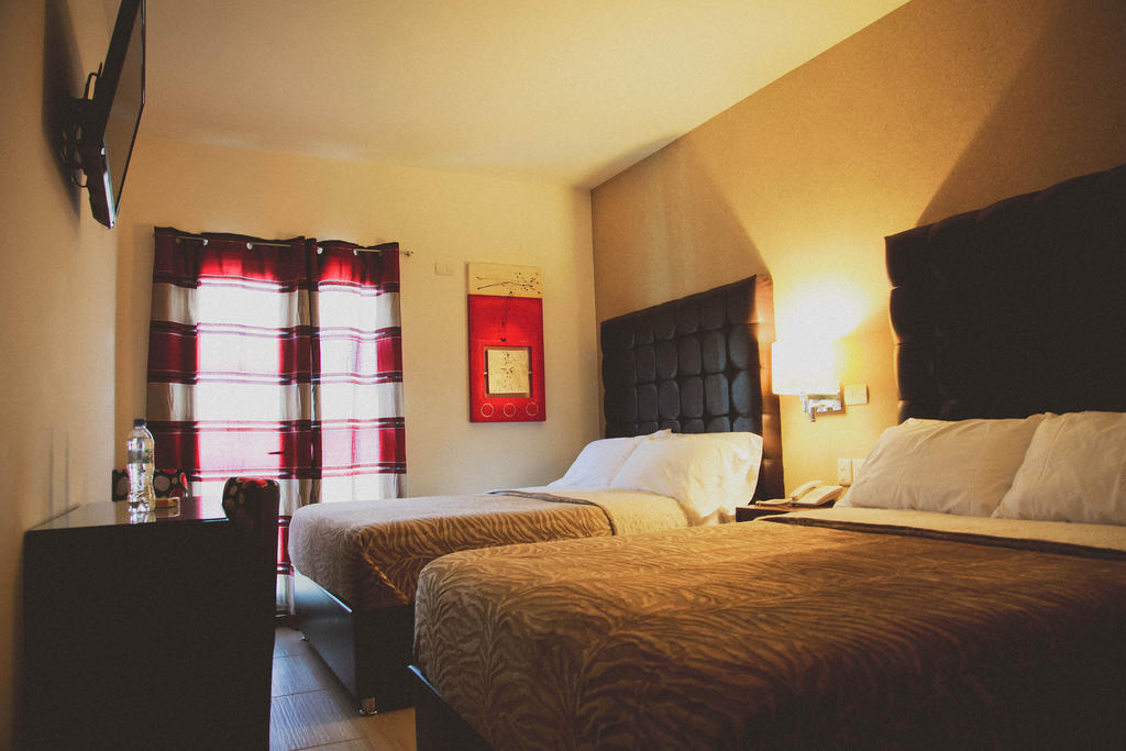 Hotel Rincon Del Cielo 산 후안 데 로스 라고스 객실 사진